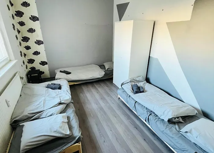 Апартаменти Free Wifi - Harmony Hideaways *